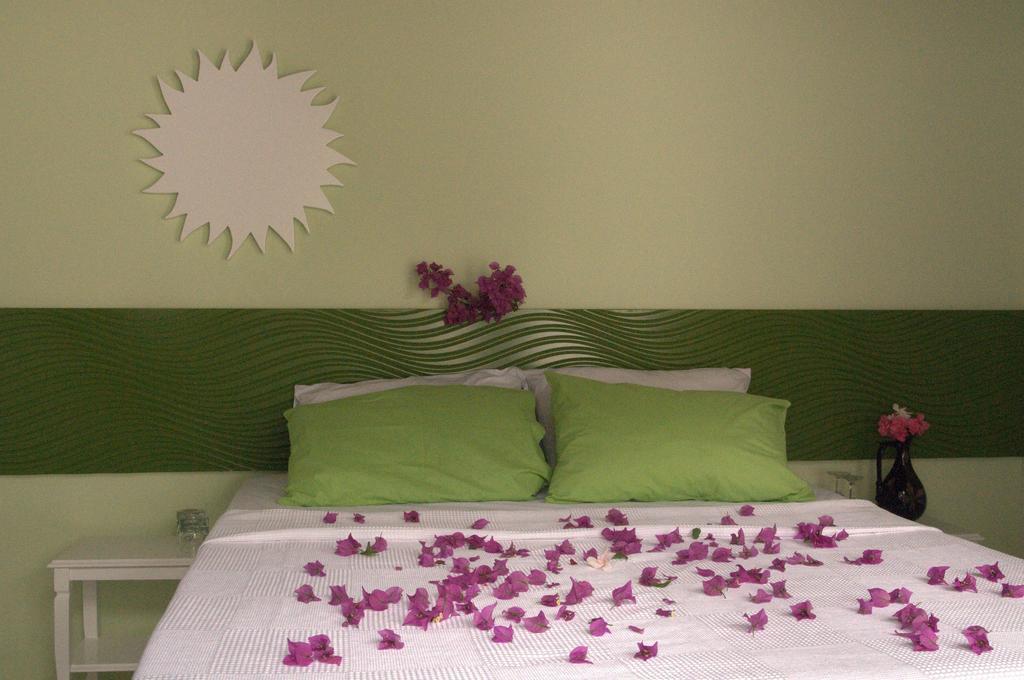 Çeşme Pasalimani Hotel الغرفة الصورة